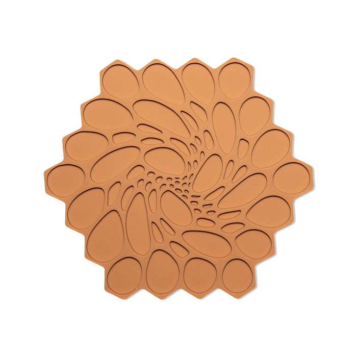 modern-twist Trivet: Amber