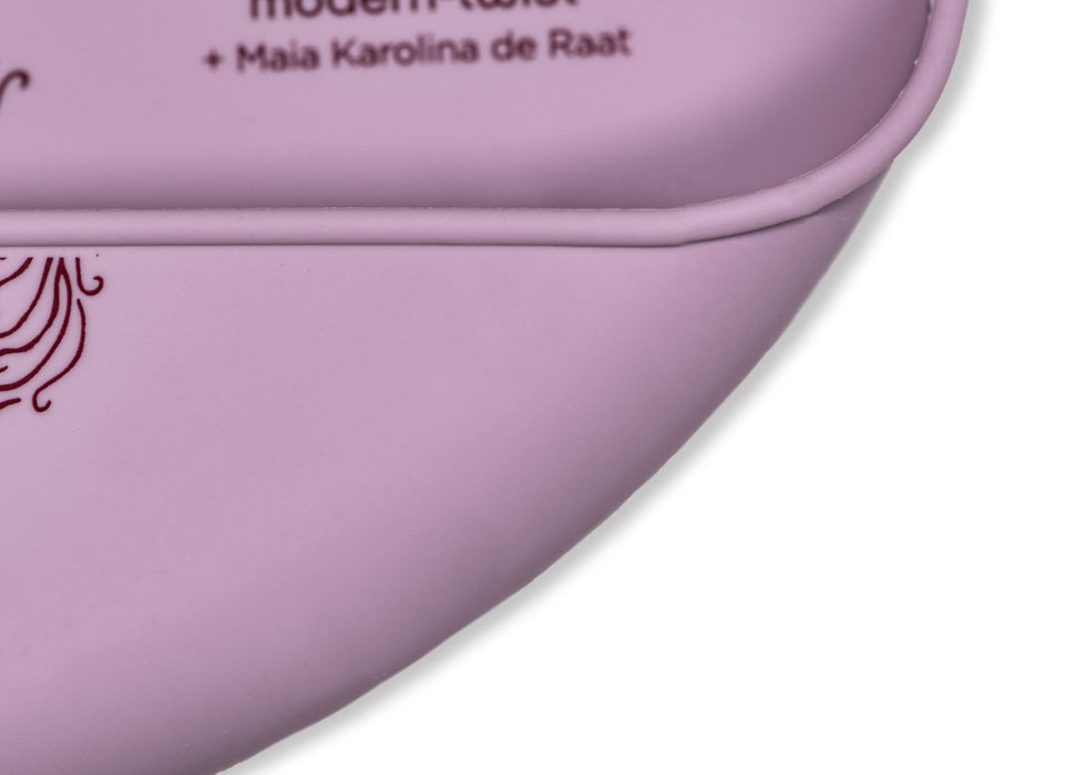 modern-twist Bucket Bib: Mama Llama - Lovely Lavender