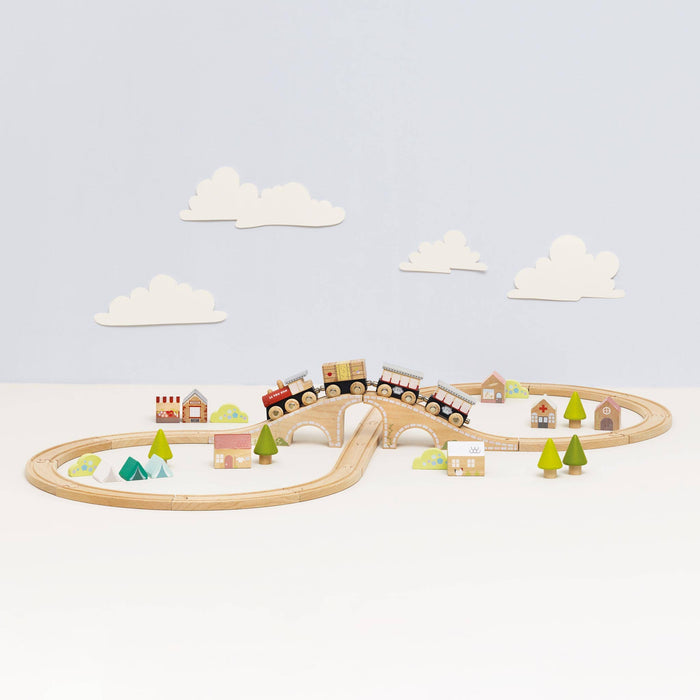 Le Toy Van Figure of 8 Train Track