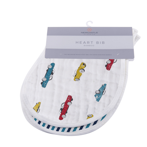 Newcastle Classics Heart Bibs / Burp Cloth 2pk