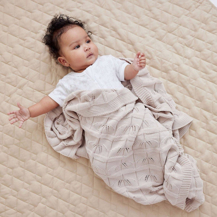 Oatmeal Leaf Knit Blanket