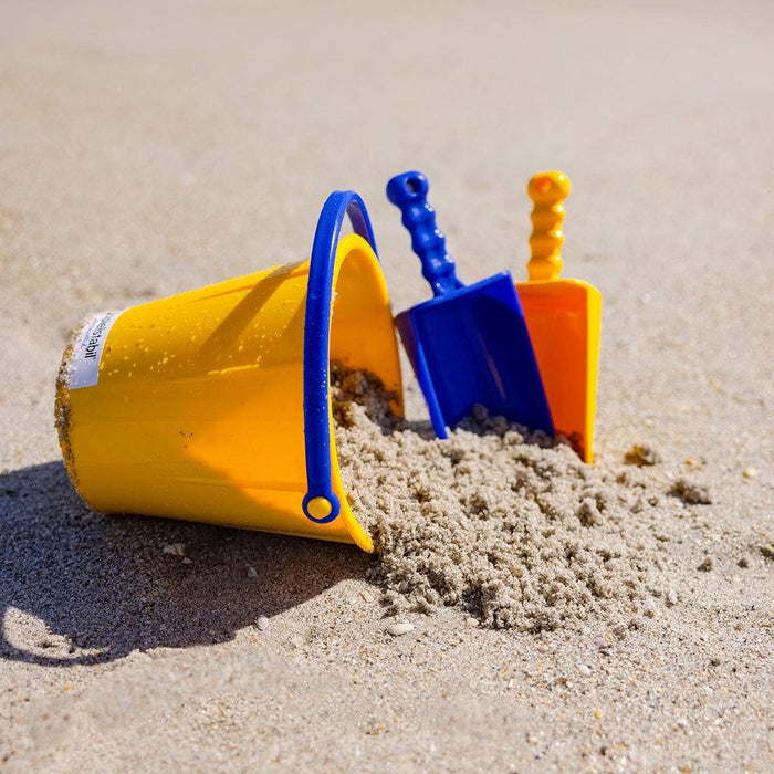 HABA Large Scoop for Sand & Snow – Sturdy Kids' Digging Tool