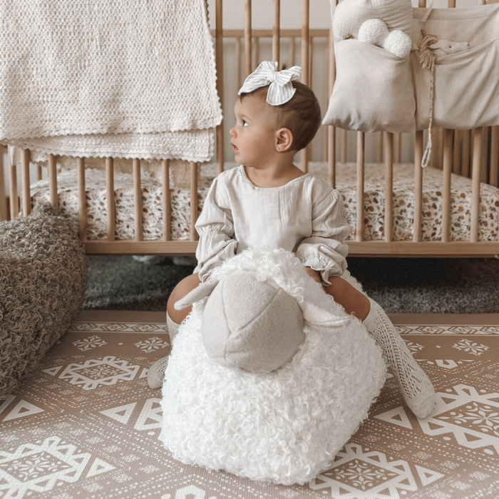 BAA BAA Sheep POUF // Ride-on toys // Best-selling