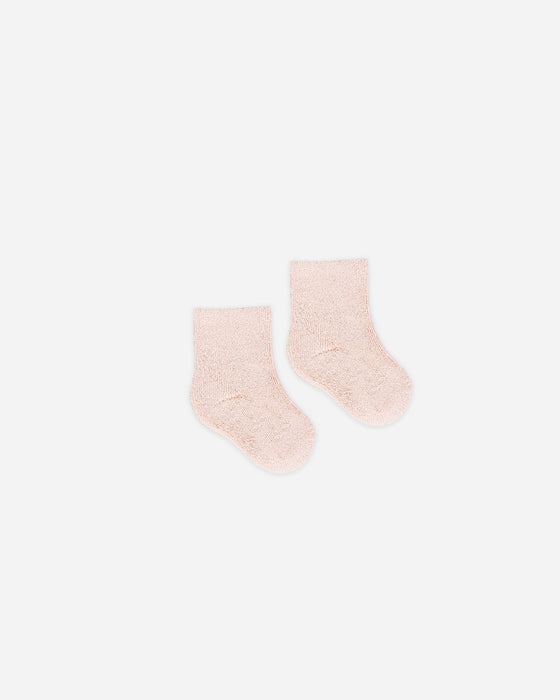 Quincy Mae Fuzzy Socks Petal