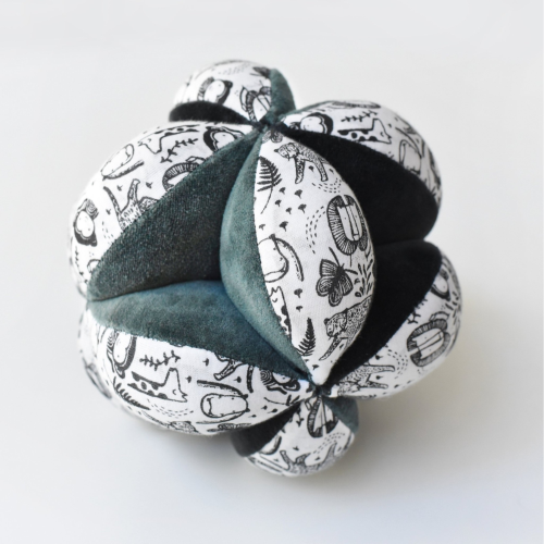 Wee Gallery Clutch Ball