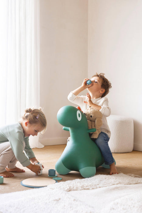Quut Hoppi Dino - A bouncy friend just for you!
