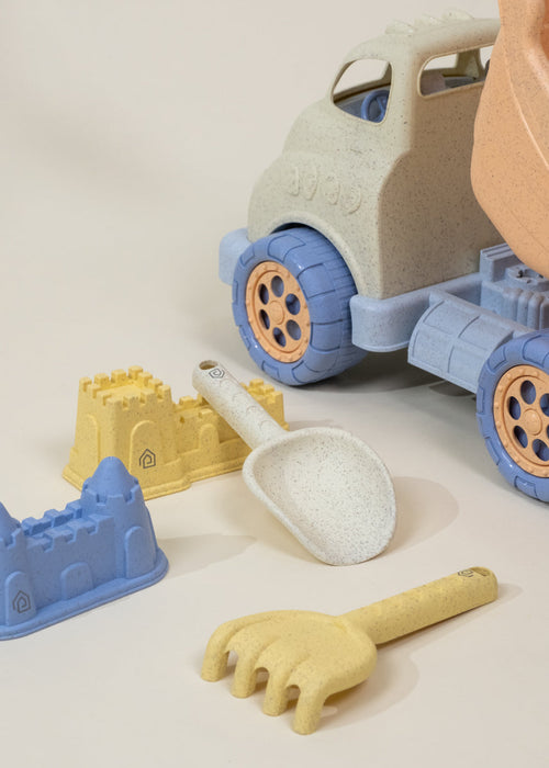 Coco Village Oversized 5-Piece Wheat Straw Sand Toy Set | Dump Truck & Accessories