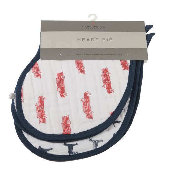 Newcastle Classics Heart Bibs / Burp Cloth 2pk