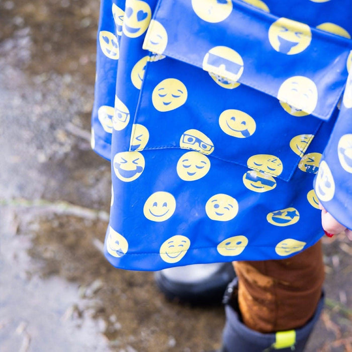 Magnetic Me Raincoat: Blue Polka Dot Emoji