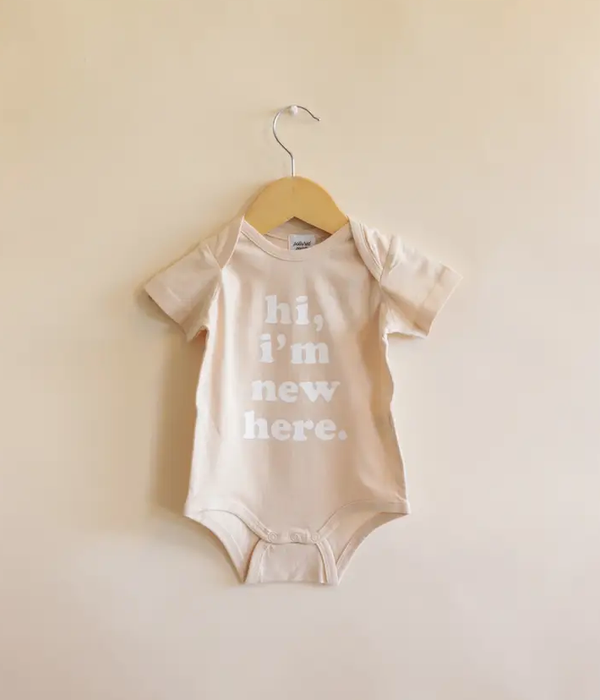 Polished Prints Hi Im New Here Baby Onesie , Baby Bodysuit, Baby Gift (Shifting Sand)