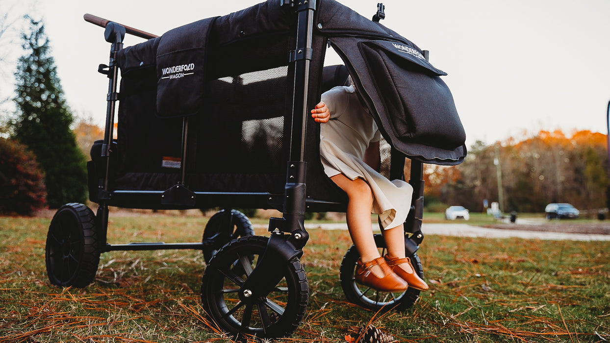 WonderFold W4 Luxe Quad Stroller Wagon