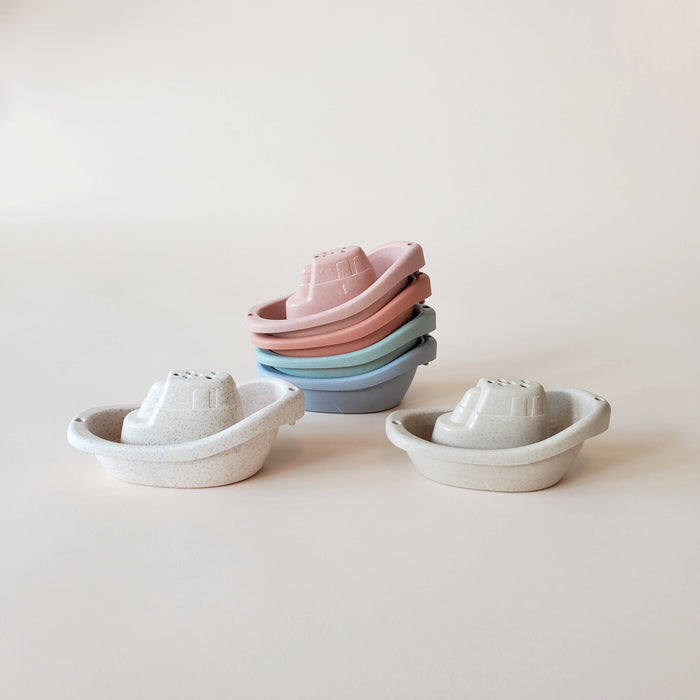Minito & Co. Wheat Straw Boat Bath Toy Set