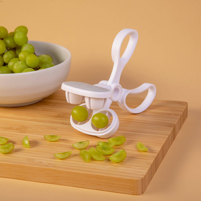 Ubbi Dual Grape Cutter