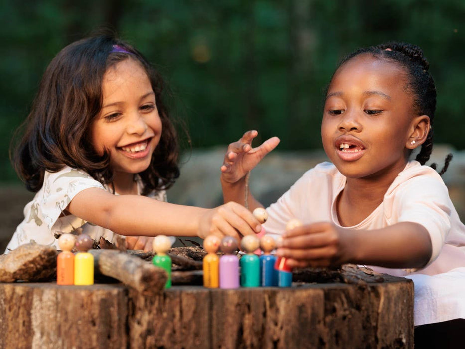 Rainbow Feeling Peg Dolls 12 Set, Multi Skin Tone