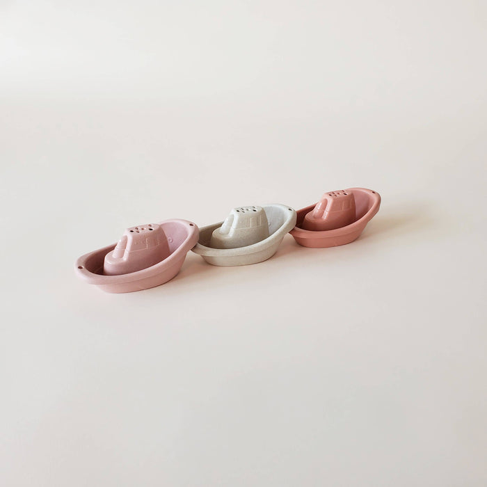 Minito & Co. Wheat Straw Boat Bath Toy Set