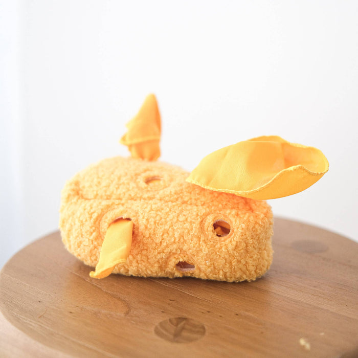 BUSY CHEESE // Whimsical toy // pull + stuff