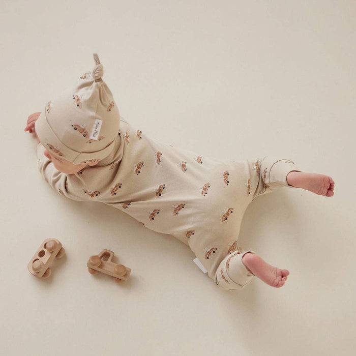 Aster & Oak Classic Car Knot Hat