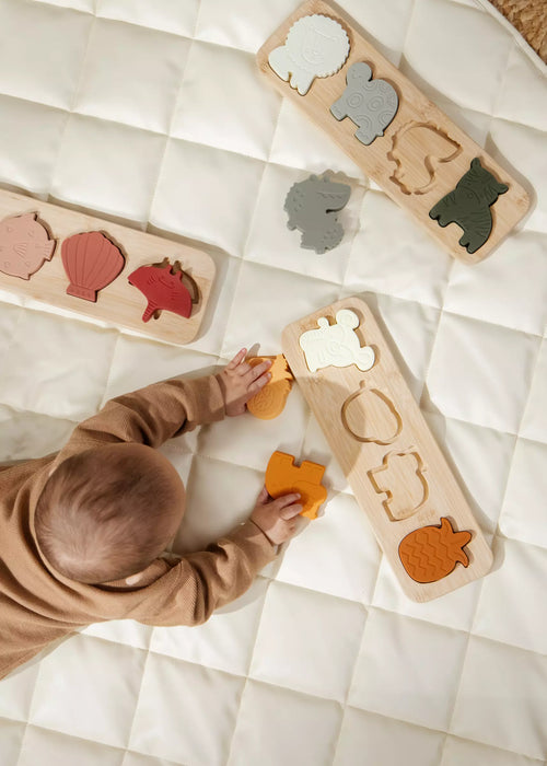 Coco Village Silicone Puzzle on Wooden Plate | Jungle