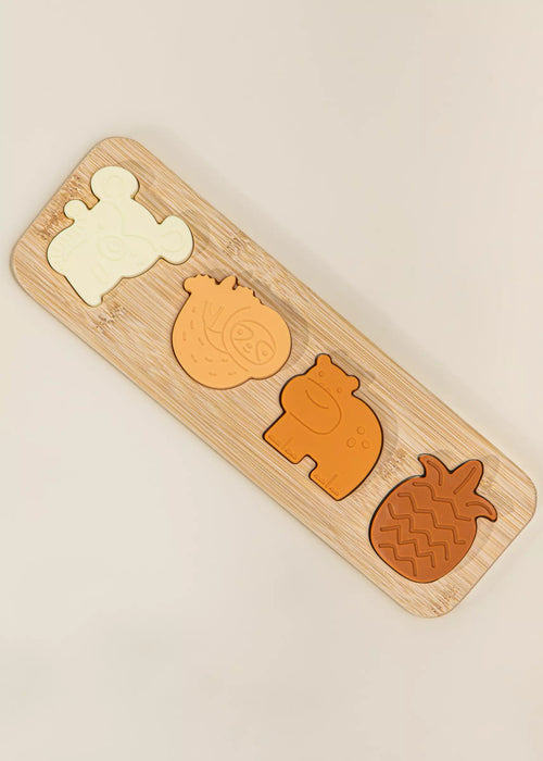 Coco Village Silicone Puzzle on Wooden Plate | Jungle