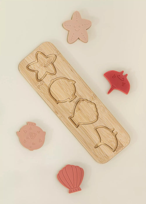 Coco Village Silicone Puzzle on Wooden Plate | Ocean