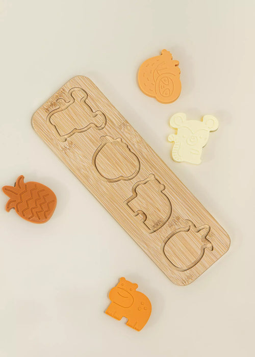 Coco Village Silicone Puzzle on Wooden Plate | Jungle