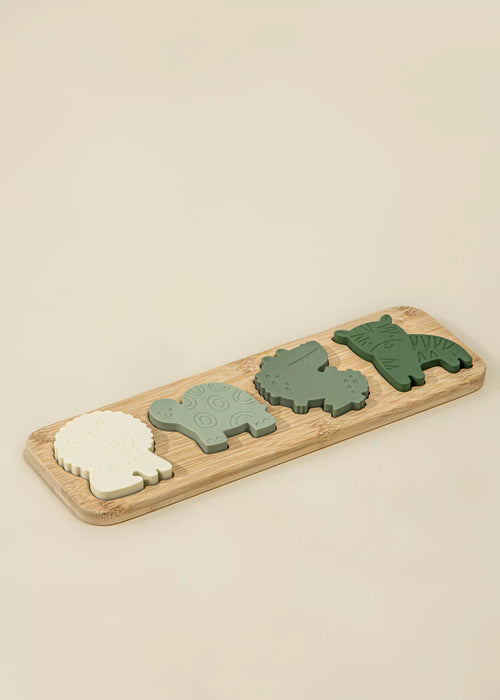 Coco Village Silicone Puzzle on Wooden Plate | Savana