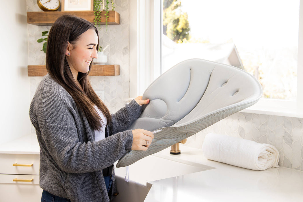 Ubbi Gray Stingray Sink Bather