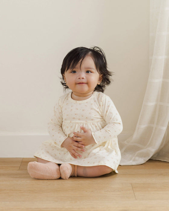 Quincy Mae Fuzzy Socks Petal