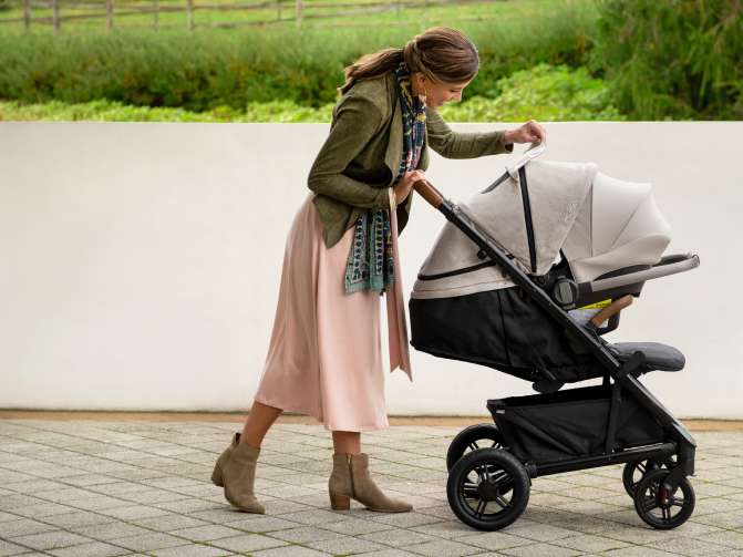 NUNA Tavo Next Stroller with Magnetic Buckle